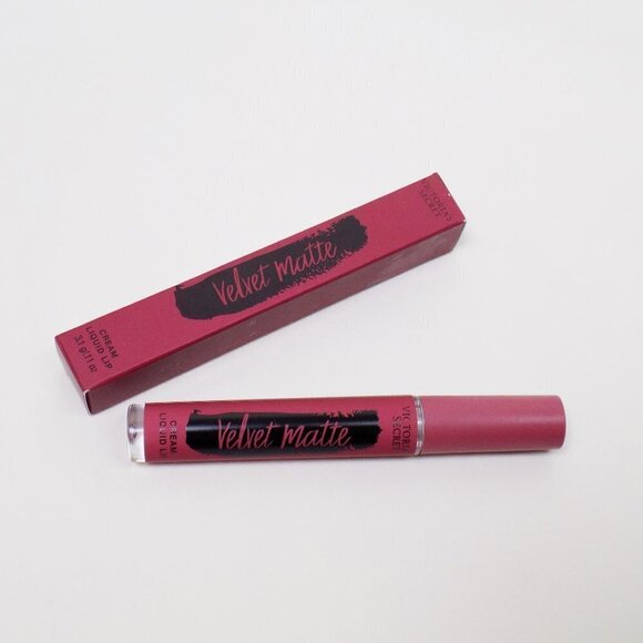 new in box! Victoria's Secret love velvet matte lip gloss - Picture 1 of 4